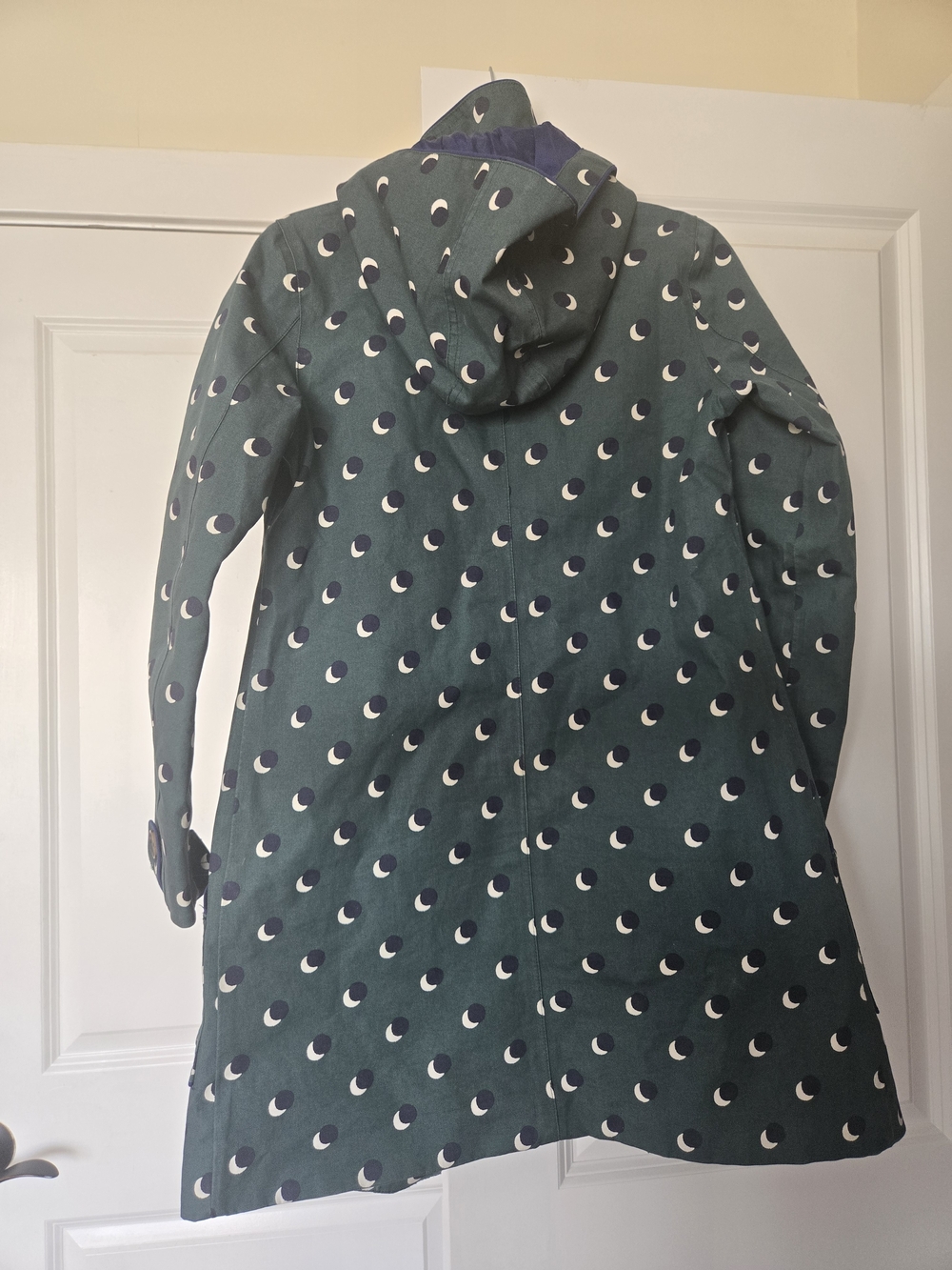 Dark Green Boden Anya Crescent Print Hooded Raincoat - Picture 4 of 5